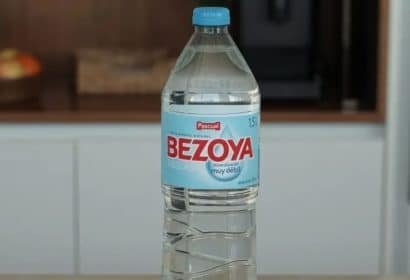 Bezoya reduce plástico en sus envases y lanza una botella aún más sostenible