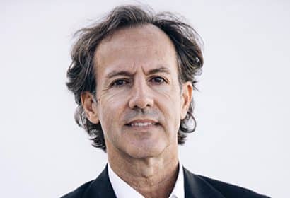 El emprendedor Ramón Blanco es el coordinador de libro