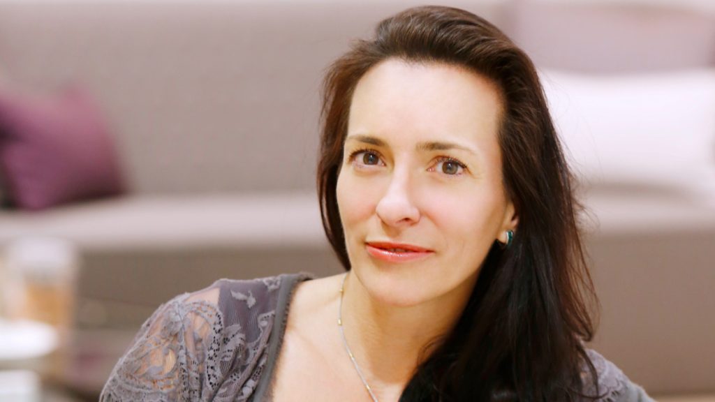 Esther Anzola CEO de Neolife