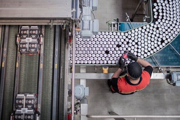 Fábrica de Estrella Galicia situada en el polígono industrial de A Grela, A Coruña.