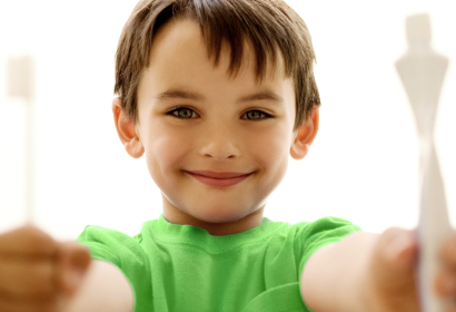 Fluocaril: cómo lograr que la hora de lavarse los dientes sea divertida y eficaz para los hijos