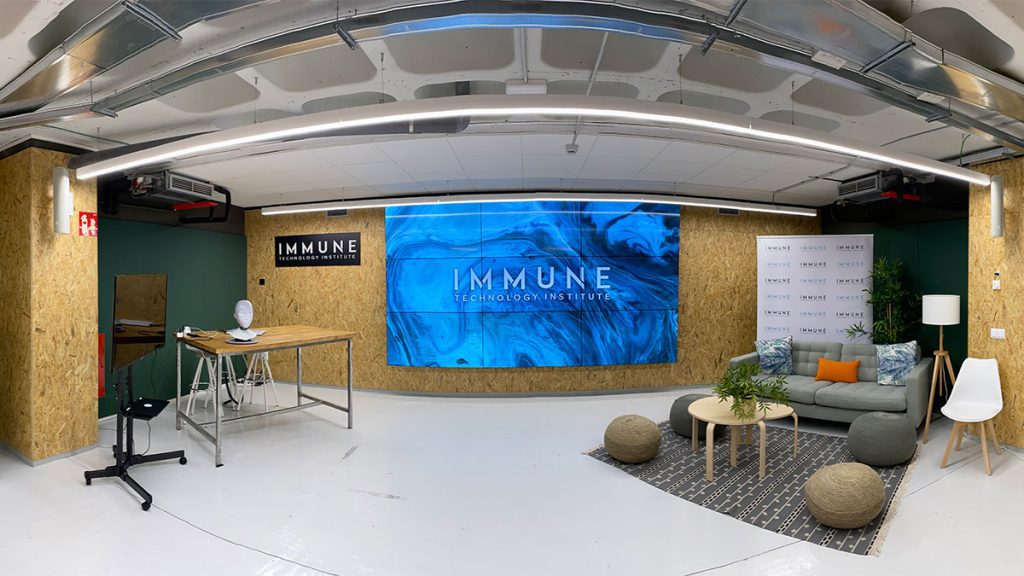 IMMUNE, la formación en tecnología cien por cien práctica