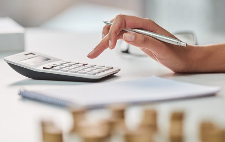 Mecanismos legales y contractuales para combatir la inflación