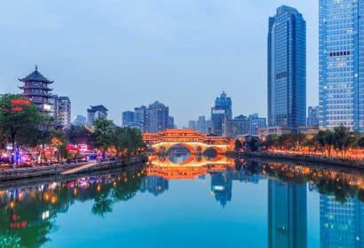 Rem y Jachatur Kamarian: crecimiento de China en las últimas décadas