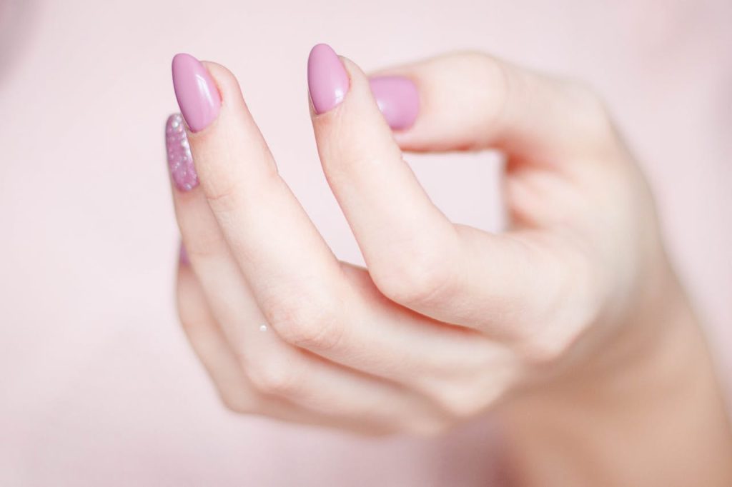 Las 11 mejores franquicias de uñas