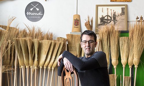 Miguel Mendi Hualde, responsable de Mendi Escobas