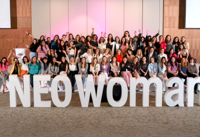 NEORIS lanza Academia Morada, una iniciativa para impulsar el liderazgo femenino en tecnología