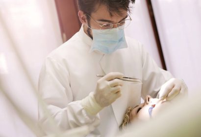 OKasesores.es destaca como gestoría especializada en profesionales sanitarios y la salud – fiscal contable