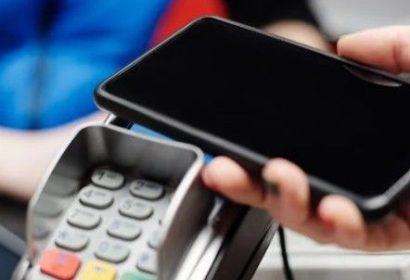 Del móvil a la biometría, métodos de pago que dominarán en 2025, según Oney