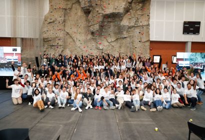 Las 100 mentes más brillantes de la UPV se exhiben en la jornada de captación de talento ‘Quédate’