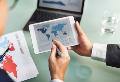 El 70% de las entidades bancarias adoptará inteligencia artificial en sus operaciones, según Qaracter