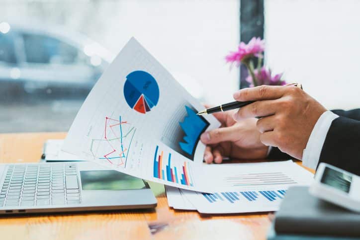 ¿Cómo pueden las pymes y autónomos disminuir su riesgo financiero?