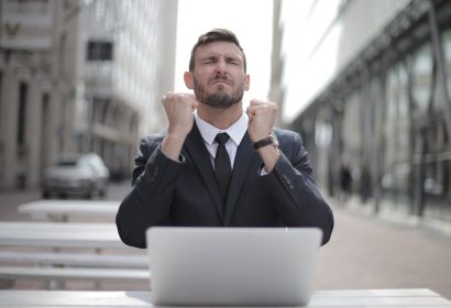 Tipos de motivación laboral ¿Cómo aumentarla para mejorar el ambiente laboral?