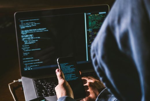 Cómo descubrir que tu móvil está siendo víctima de los hackers (y cómo solucionarlo)