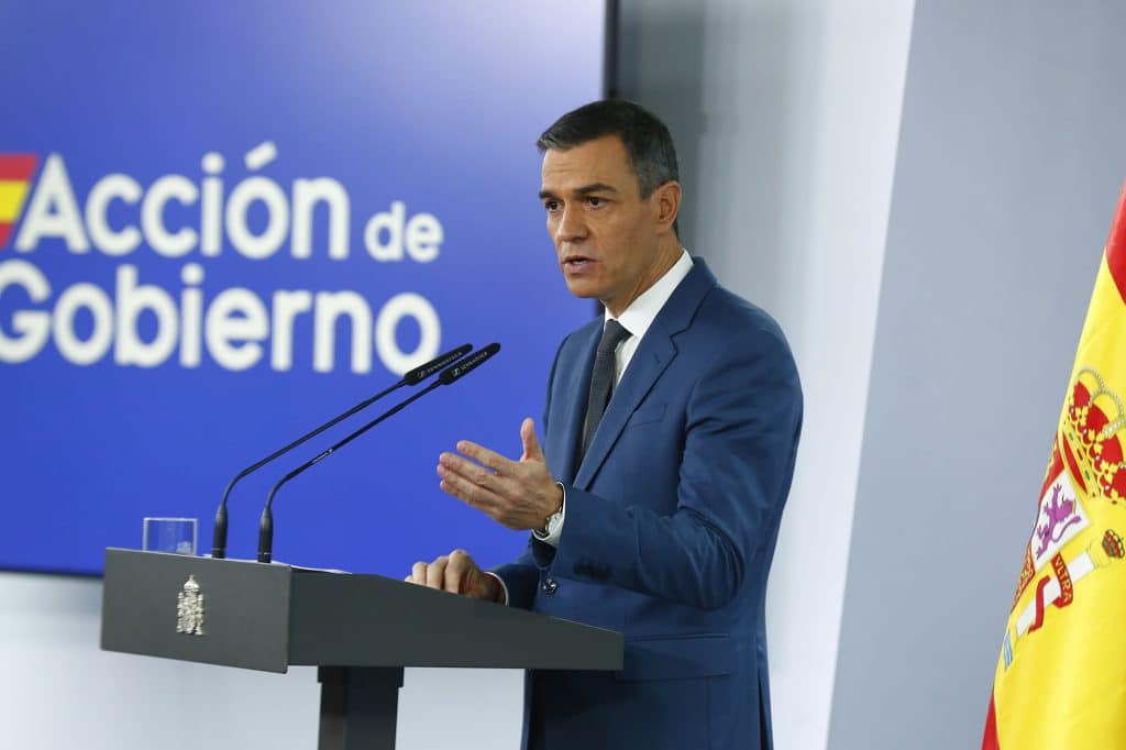 Pedro Sánchez anuncia las ayudas del Gobierno a empresas y autónomos por la DANA