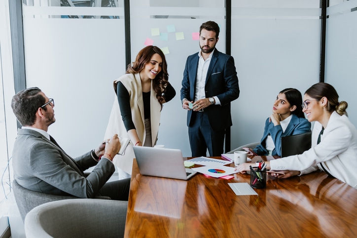 El 73% de los empleados quieren quedarse en su empresa, según The Adecco Group