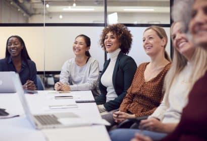 El emprendimiento femenino como motor del cambio económico
