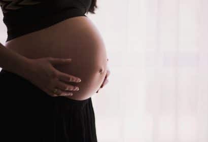 Invierno demográfico: la natalidad cae mientras la reproducción asistida ya representa el 12% de los nacidos