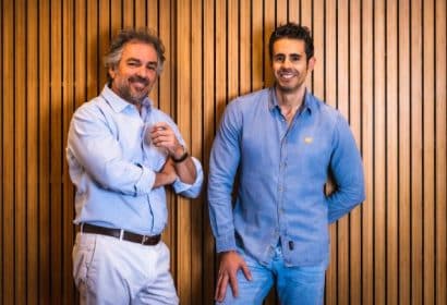 Rafael Bover (izquierda) y Fermín Carmona, fundadores de Hotelverse, plataforma de gemelos digitales para la reserva hotelera