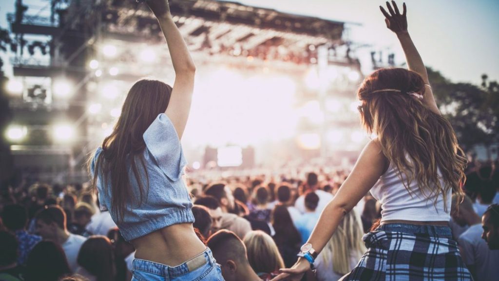 El multimillonario negocio de los festivales de música