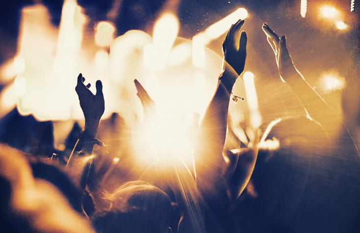 istock entretenimiento en vivo