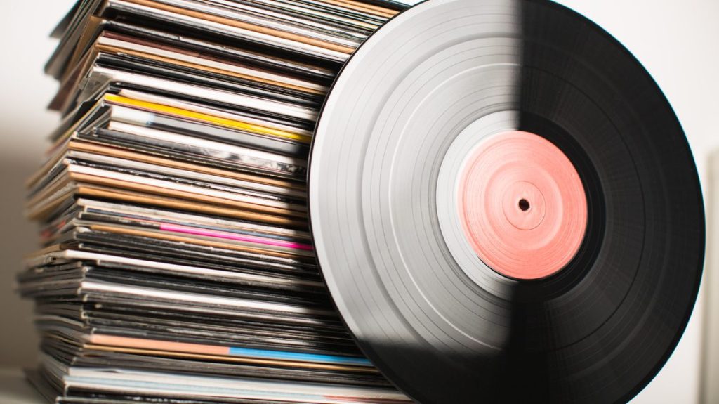 Discos de vinilo: el regreso de los negocios más ‘vintage’