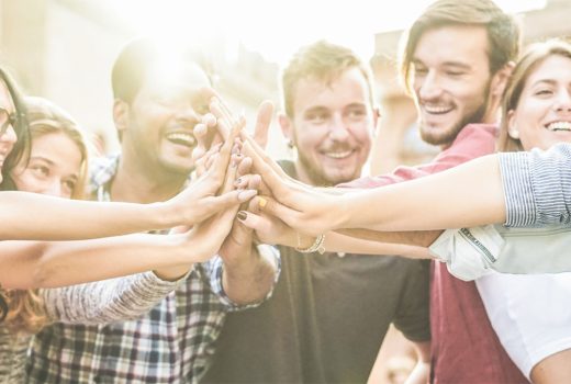 Premio Jóvenes máshumano: tu emprendimiento social puede ser uno de los ganadores