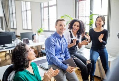 istock emprendedoras jóvenes