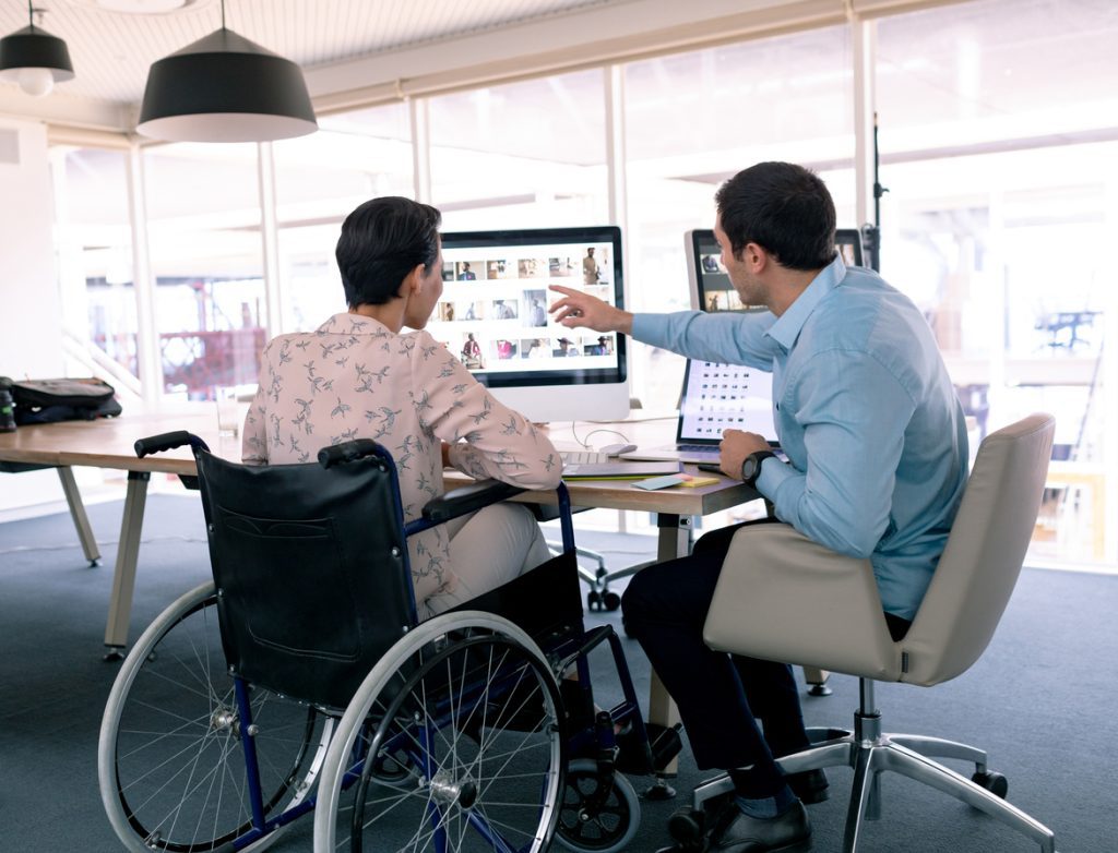 Fundación ONCE llevará sus programas para emprendedores a BizBarcelona