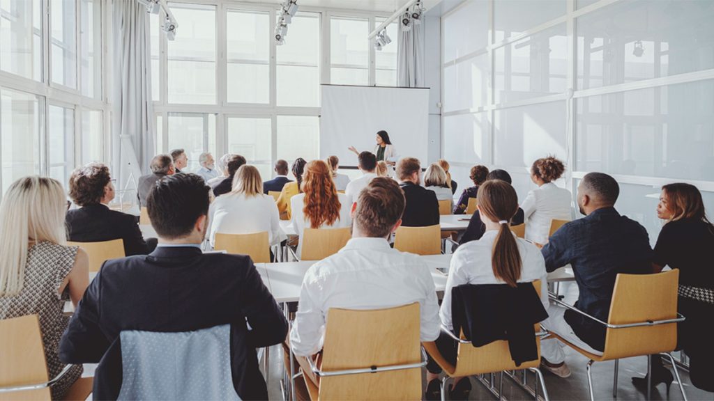 Escuelas para formarte en negocios y emprendimiento