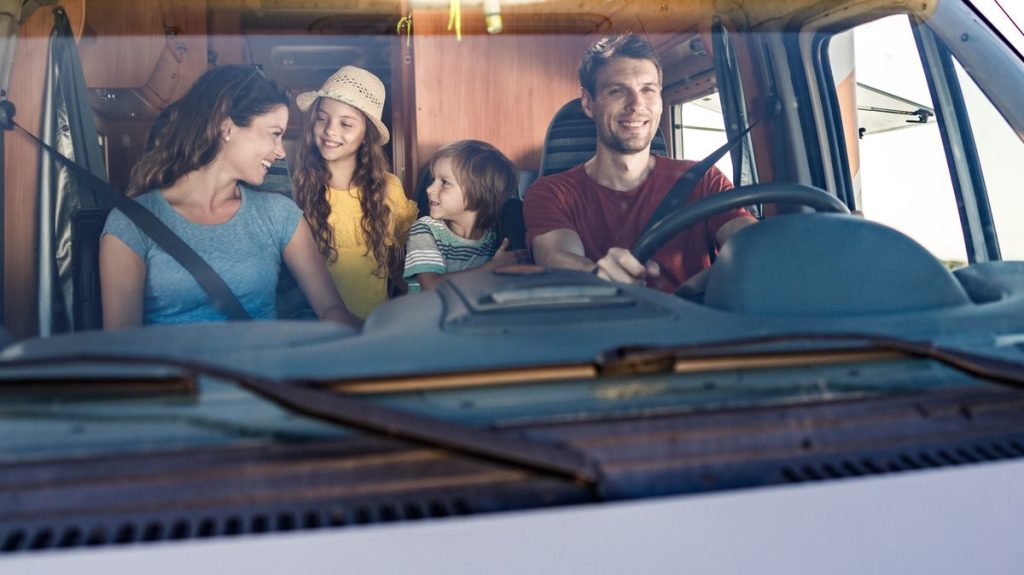 La familia española que ha dejado su casa para convertirse en nómadas digitales