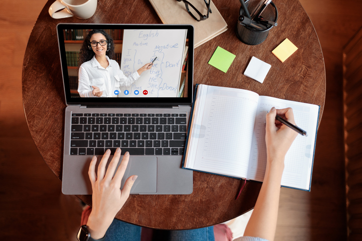 istock formación online