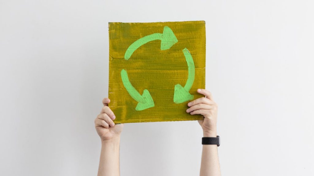 5 grandes marcas de moda que apuestan por la economía circular