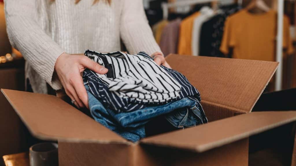 Cómo triunfar montando un negocio de venta de ropa de segunda mano