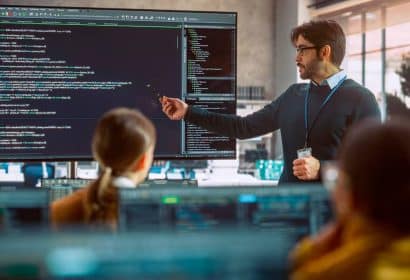 BBVA impulsa la formación de sus empleados con nuevos cursos sobre inteligencia artificial generativa