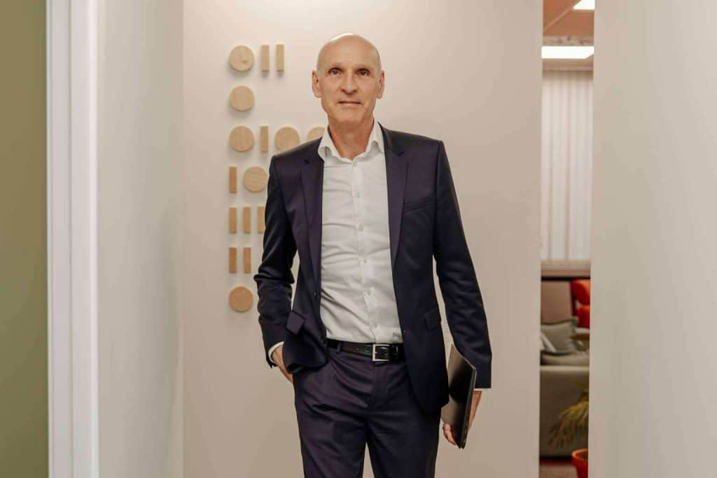 DECIDE forma su ‘Advisory Board’ con exdirectivos de IBM Software y Accenture y uno de los mayores gurús en IA