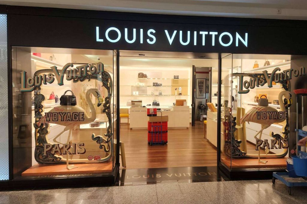 La cerrajería de confianza para el sector retail en Barcelona; CLAUTECK y su servicio 24 horas
