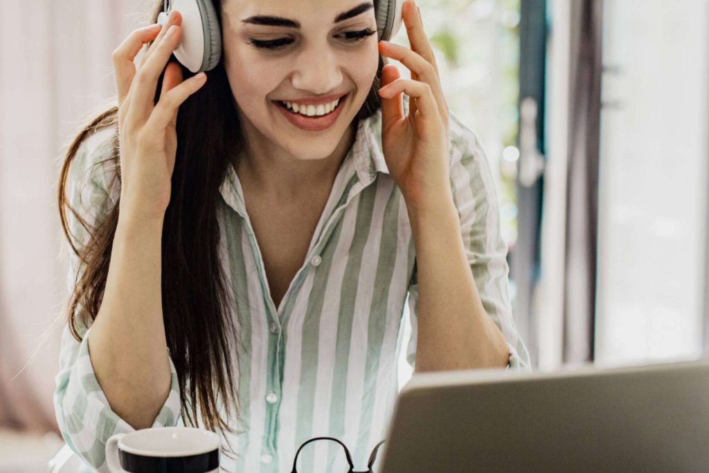 Aprender Idiomas Online en 2025; Ventajas e Inconvenientes