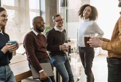 Akua.cloud revoluciona la digitalización de pymes con su programa de partners para asesorías