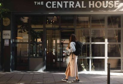 The Central House y Cruz Roja refuerzan su compromiso social y firman su convenio de colaboración