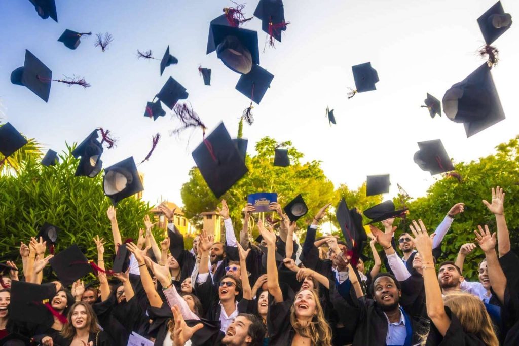 ESEI Business School; excelencia académica para formar a los líderes conscientes del futuro