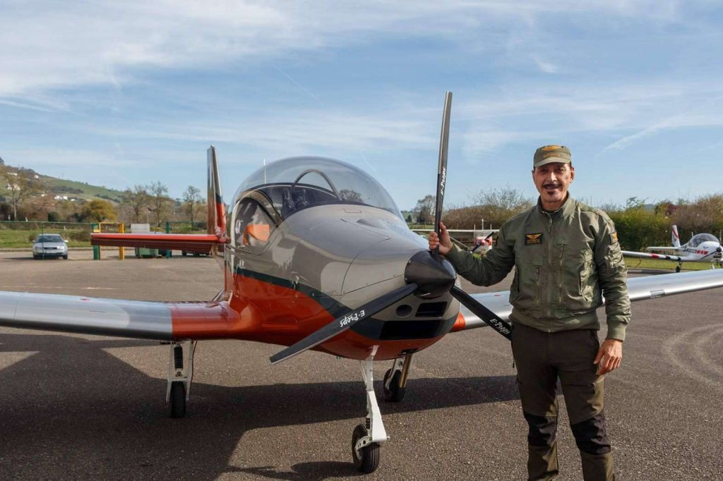 Curso de piloto de ultraligero en Asturias; Asturfly ofrece formación accesible desde los 16 años