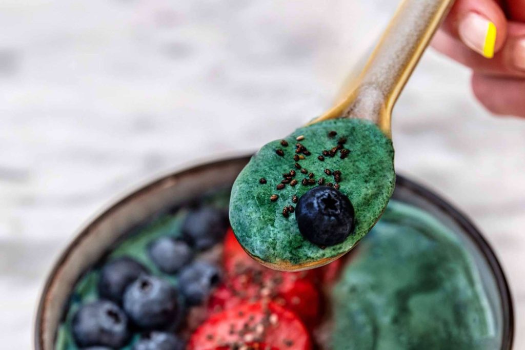 Blauver desmonta 5 mitos comunes sobre la espirulina fresca y aclara su seguridad nutricional