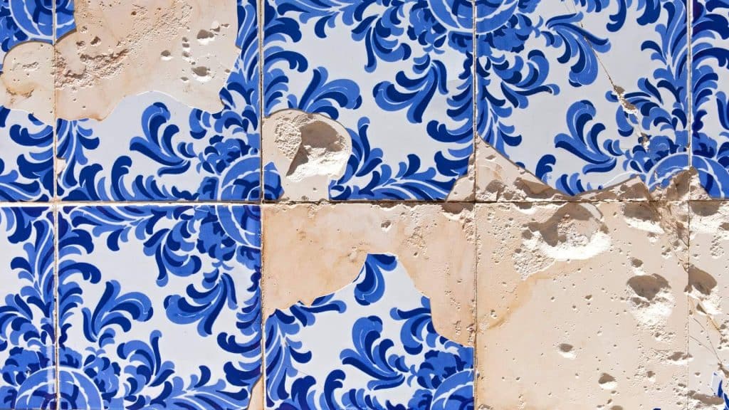 Renovar cocinas y baños al pintar los azulejos