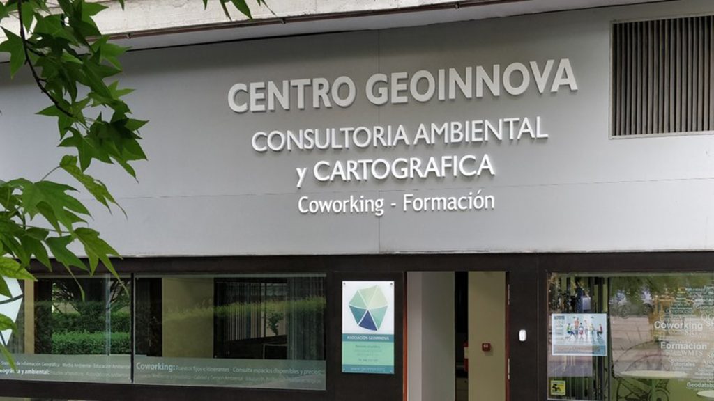 Geoinnova: Consultoría y Formación Geoespacial y Ambiental