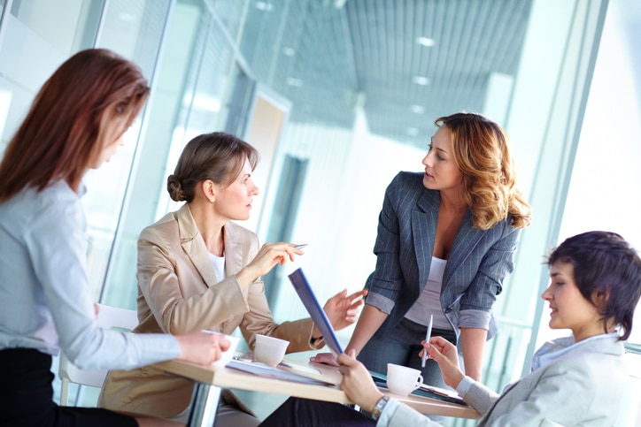 Reunión de mujeres directivas