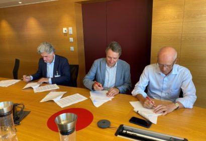 Firma del acuerdo entre Debiopharm y la biotech allega SunRock
