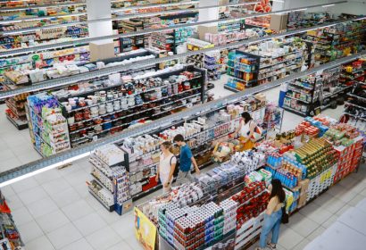 Comercios y empresas manufactureras dominan la clasificación de 5.000 mayores compañías de España