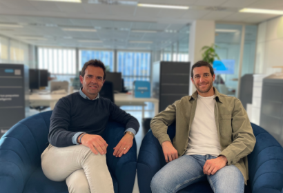 Xavi Valverde (derecha) e Iván Lorca, dos de los fundadores de Kanguro, que acaba de levanta 2 millones de euros en una ronda de financiación