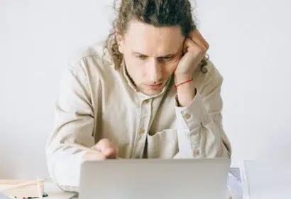 ¿Qué es síndrome del impostor y cómo afecta en el trabajo?